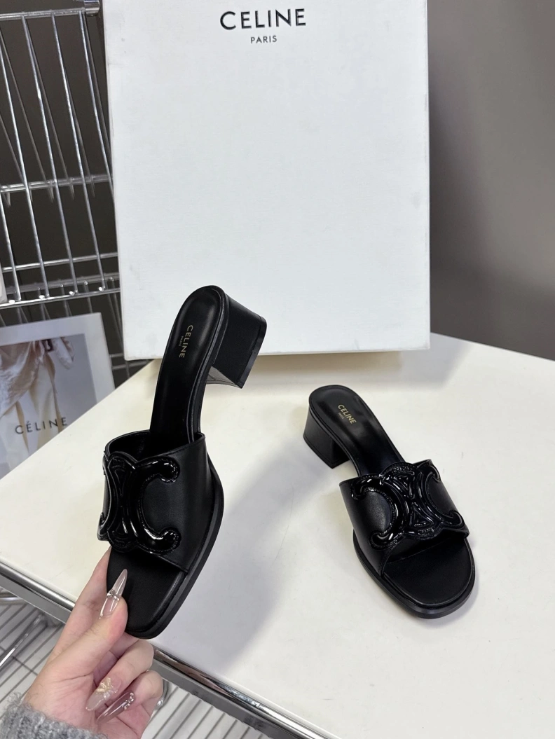 Flexible Cxlxne Sandals 115766