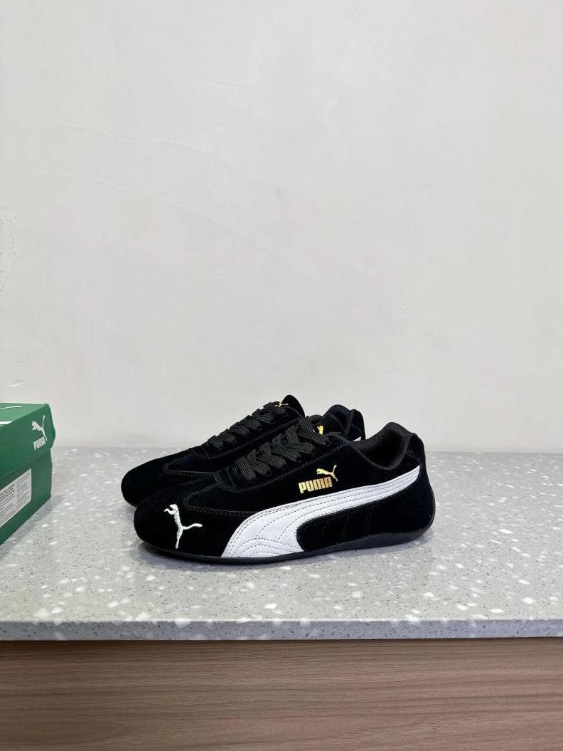Versatile Othxr Sneakers 208117