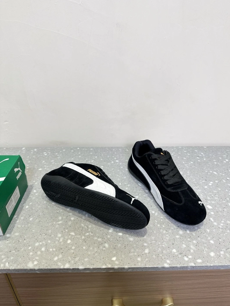 Versatile Othxr Sneakers 208117