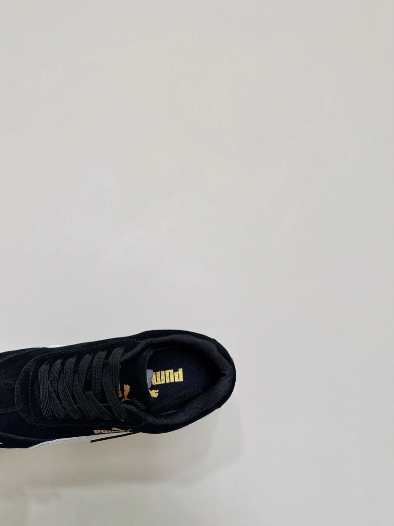 Versatile Othxr Sneakers 208117