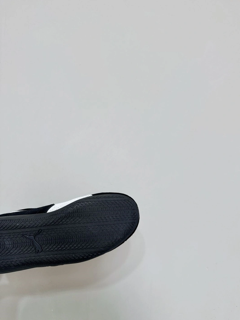 Versatile Othxr Sneakers 208117