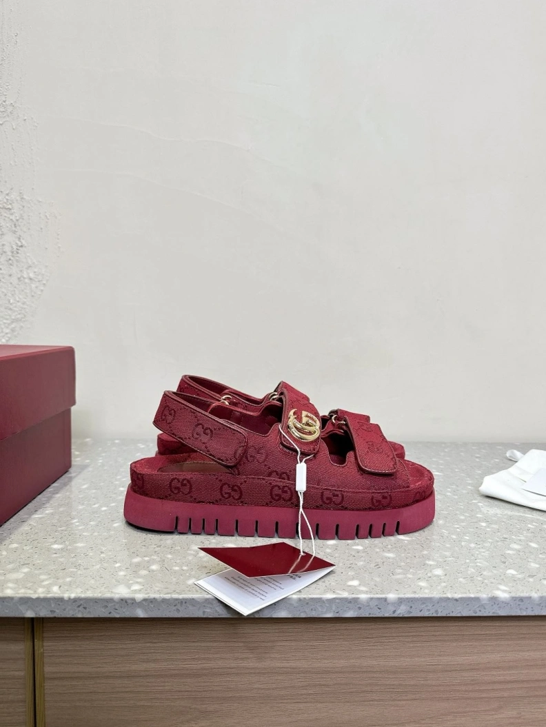Compact Gxccx Sandals 155141