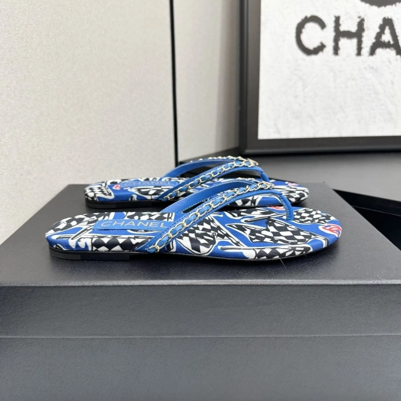 Modern Chxnxl Slippers 117172