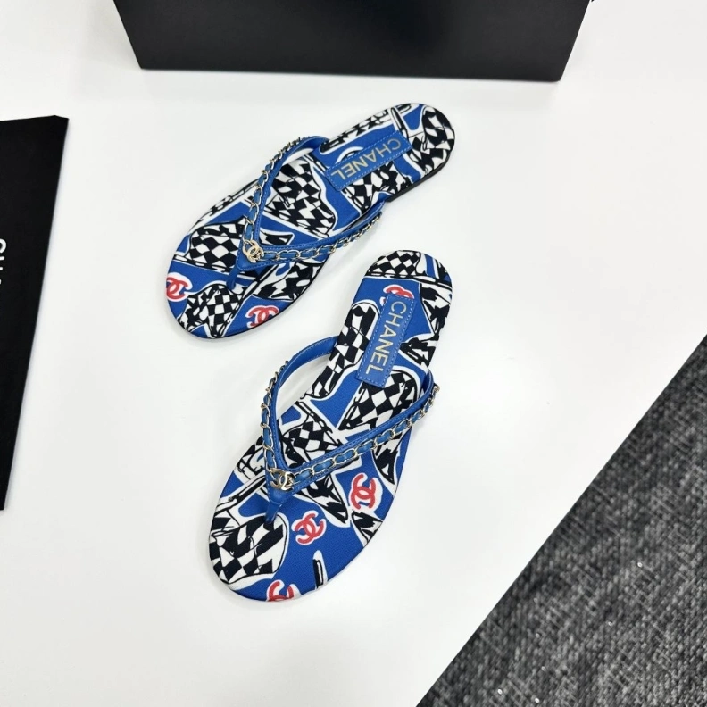 Modern Chxnxl Slippers 117172