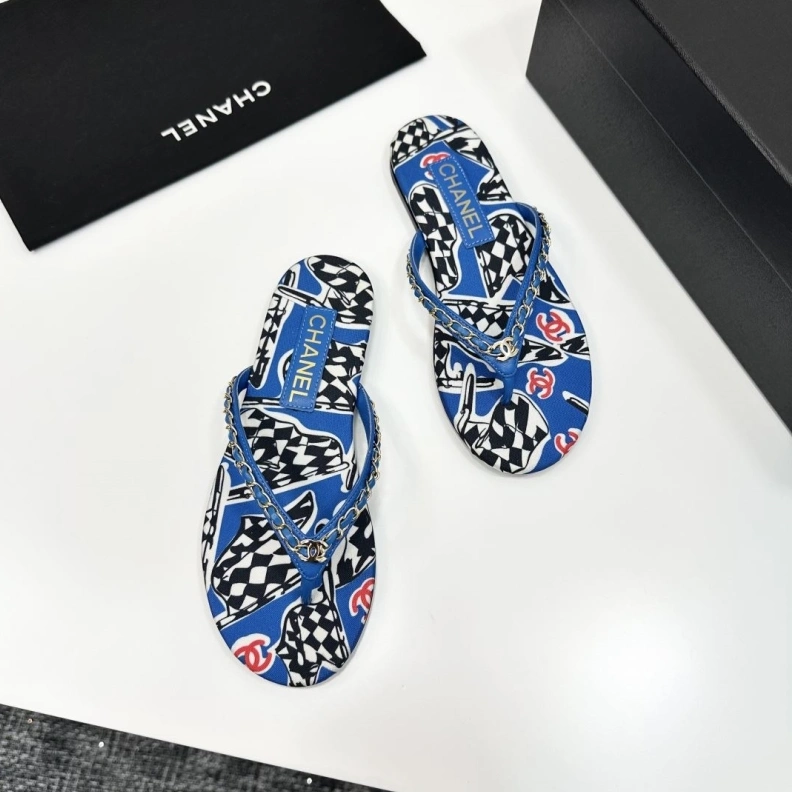 Modern Chxnxl Slippers 117172