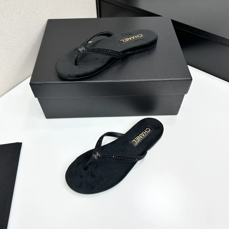 Soft Chxnxl Slippers 117157