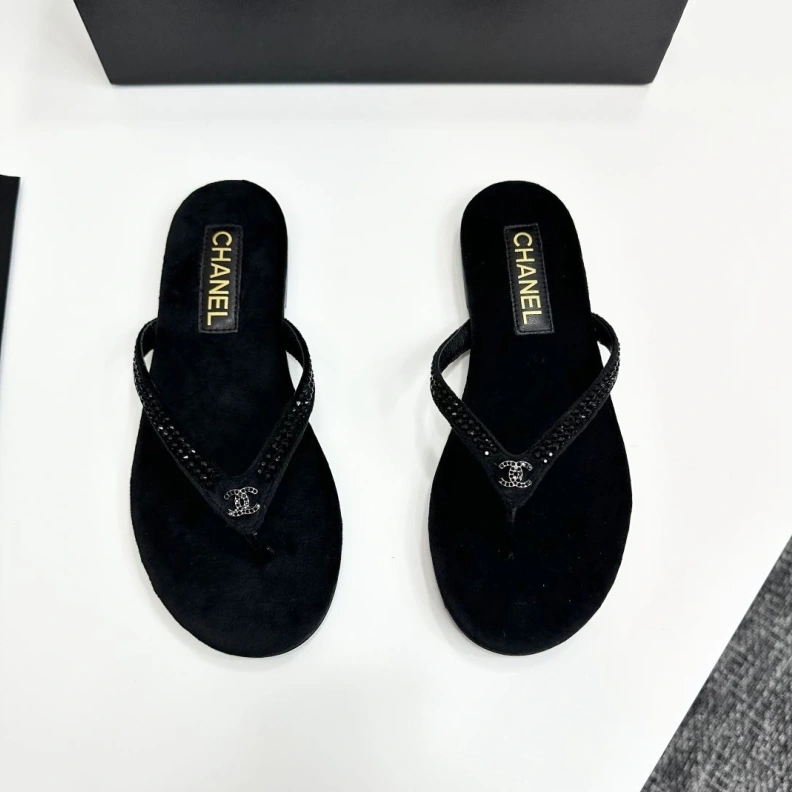Soft Chxnxl Slippers 117157