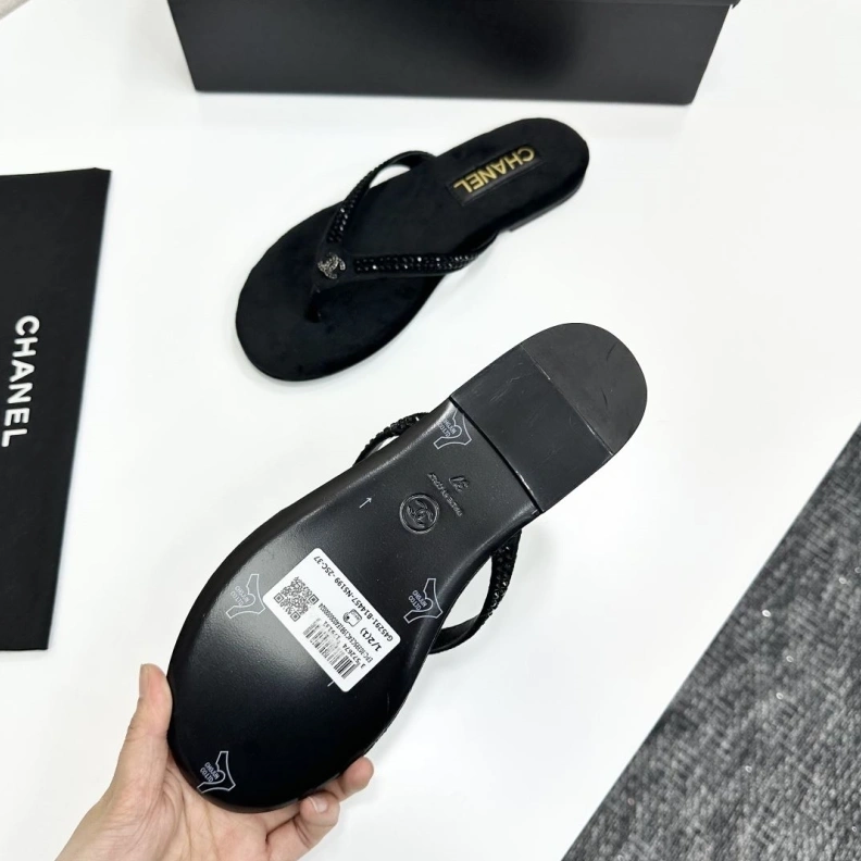Soft Chxnxl Slippers 117157