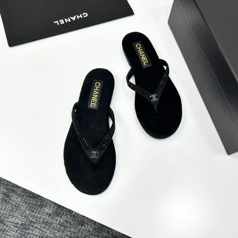 Soft Chxnxl Slippers 117157