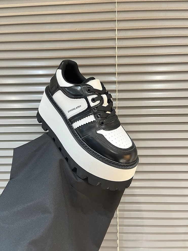 Unique Othxr Sneakers 208131