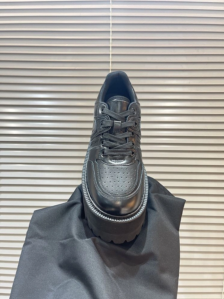 Lightweight Othxr Sneakers 208126