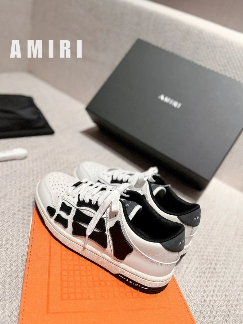 Trendsetting Nxkx Sneakers 198539