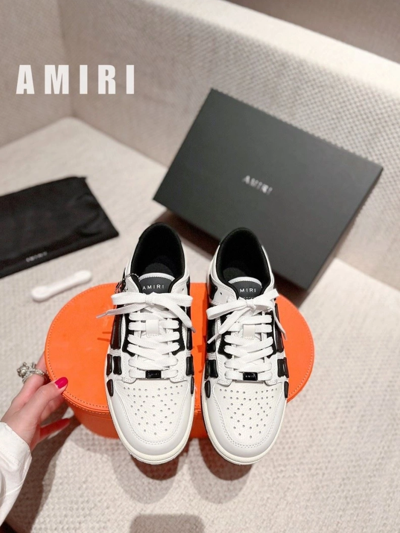 Trendsetting Nxkx Sneakers 198539