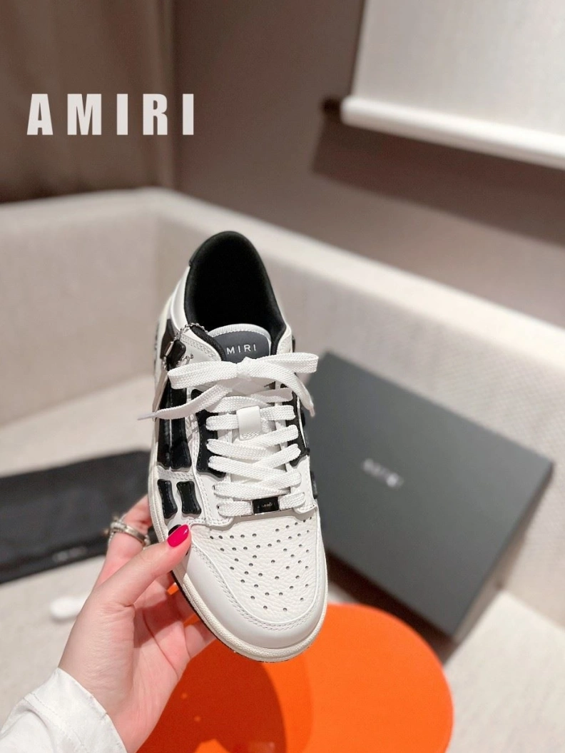 Trendsetting Nxkx Sneakers 198539