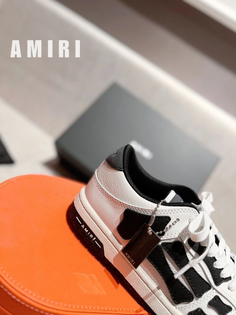 Trendsetting Nxkx Sneakers 198539
