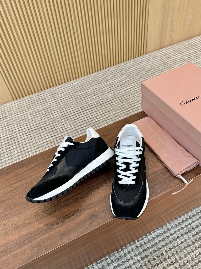 Soft Othxr Sneakers 208136