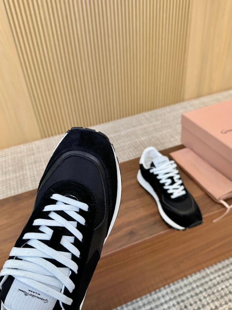 Soft Othxr Sneakers 208136