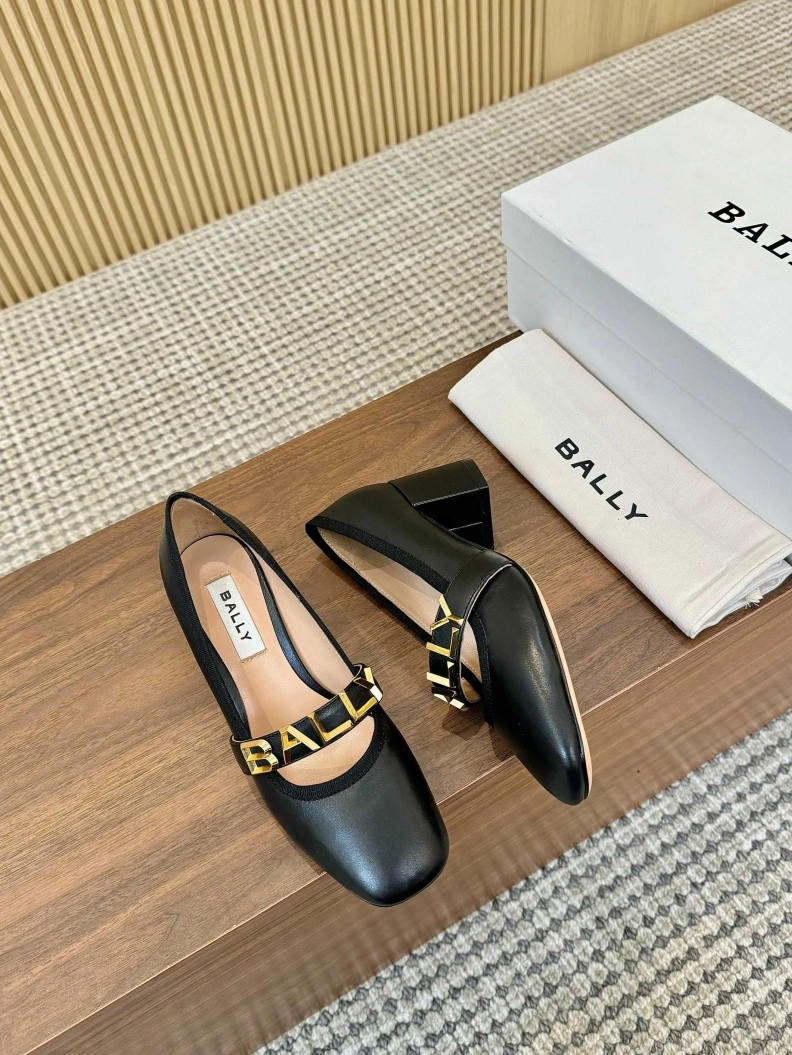 Cozy Othxr flat shoes 208840