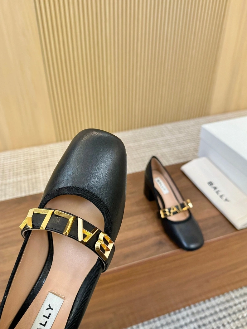 Cozy Othxr flat shoes 208840