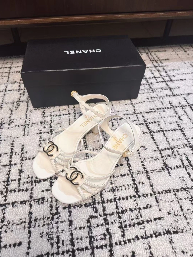 Durable Chxnxl Sandals 117551
