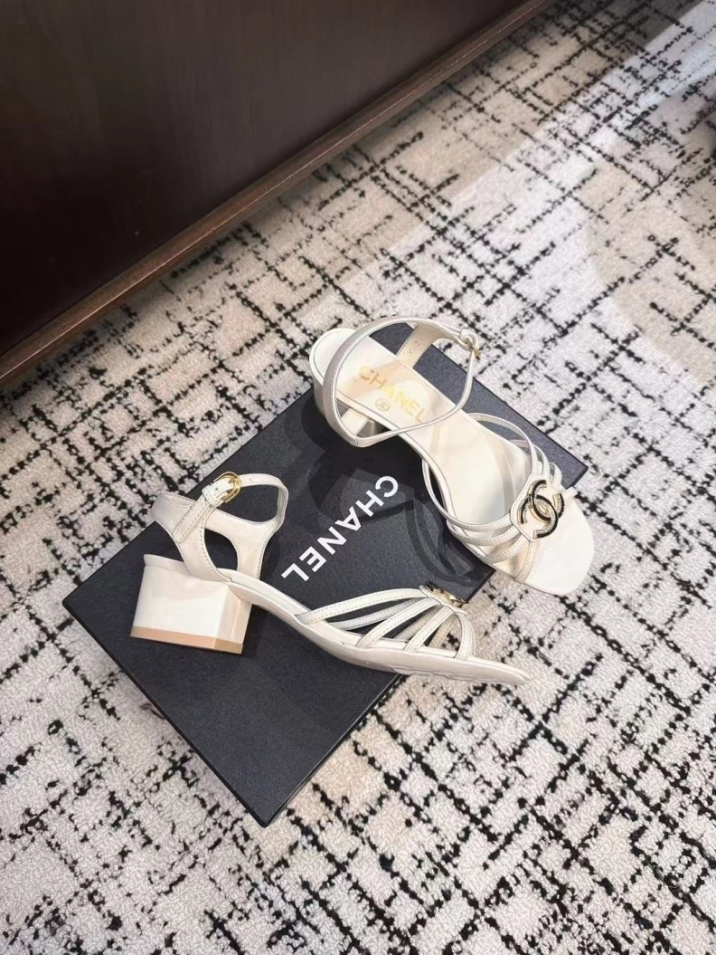 Durable Chxnxl Sandals 117551