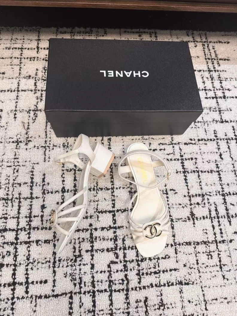 Durable Chxnxl Sandals 117551