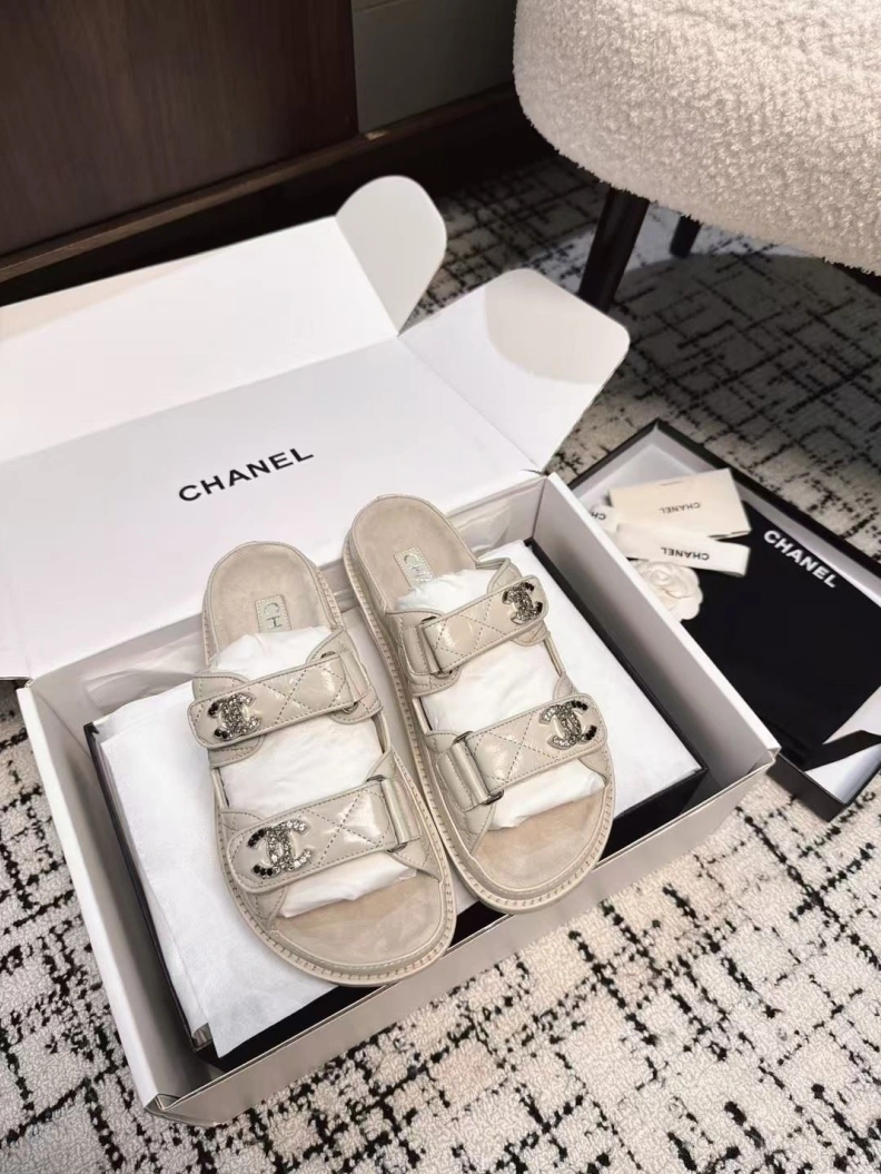 Stylish Chxnxl Sandals 117549