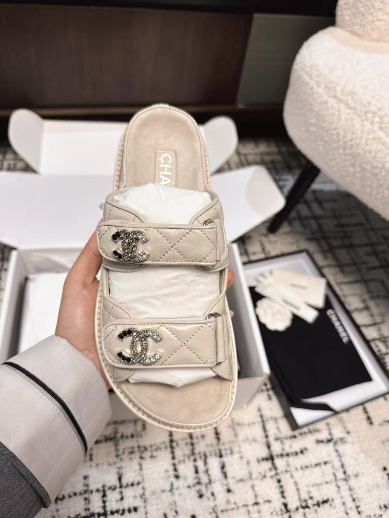 Stylish Chxnxl Sandals 117549