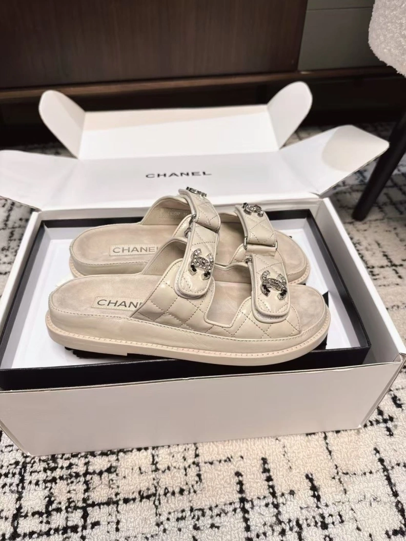 Stylish Chxnxl Sandals 117549