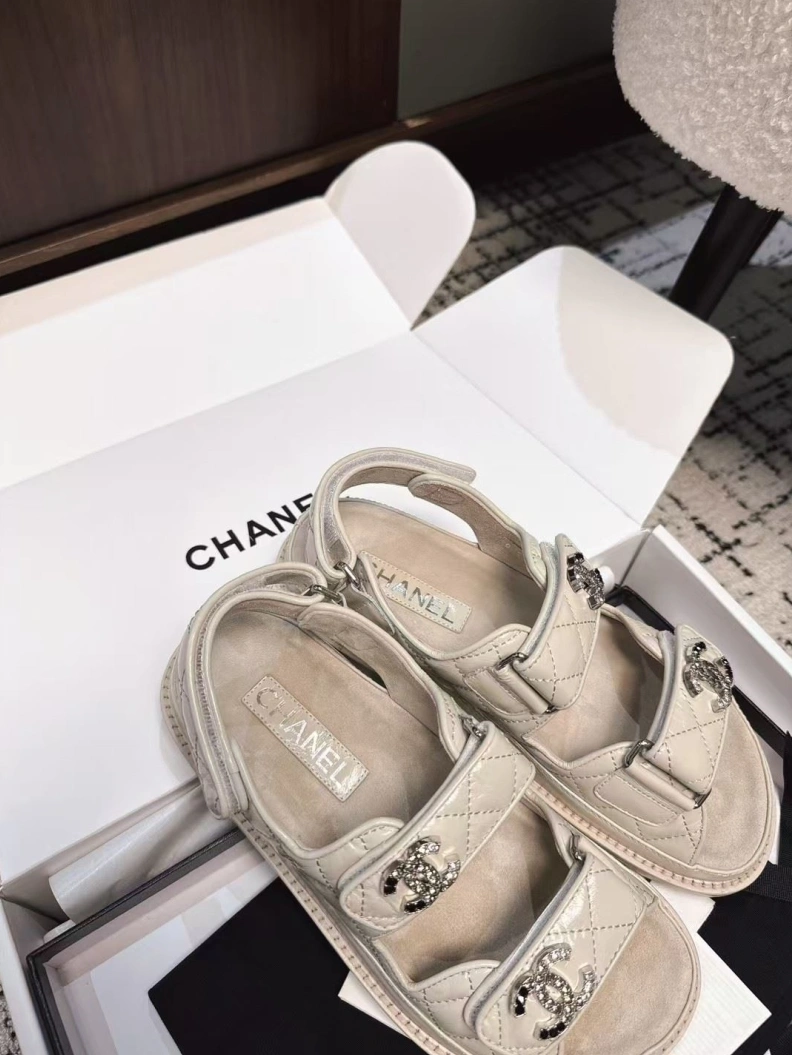 Durable Chxnxl Sandals 117547