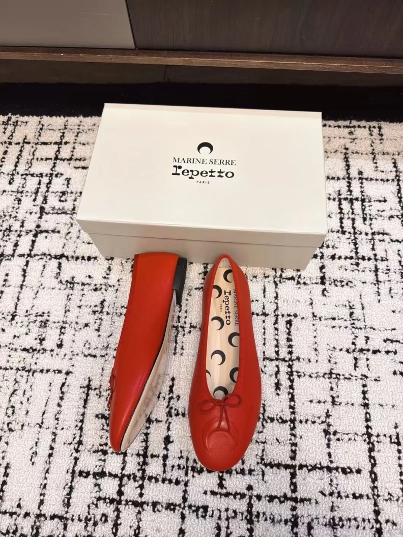 Comfortable Othxr flat shoes 208833
