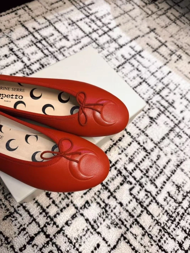 Comfortable Othxr flat shoes 208833