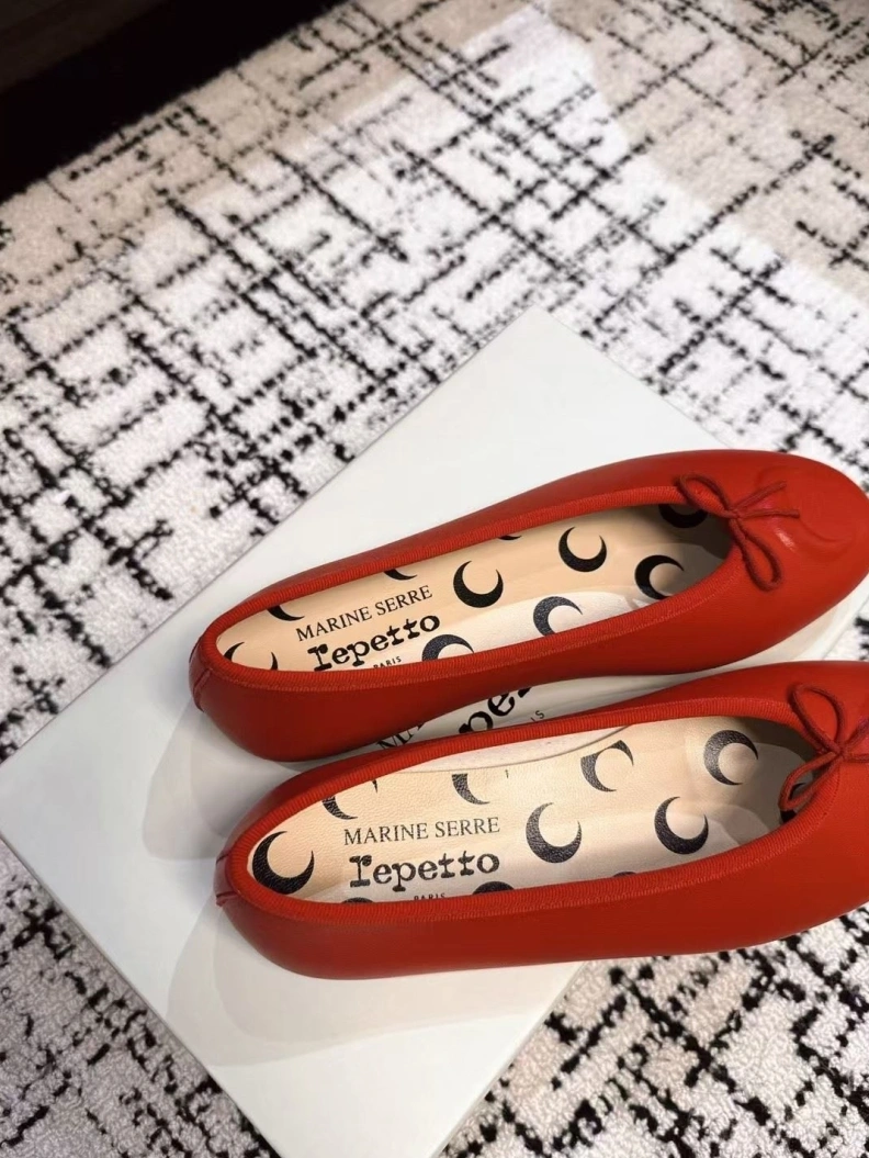 Comfortable Othxr flat shoes 208833