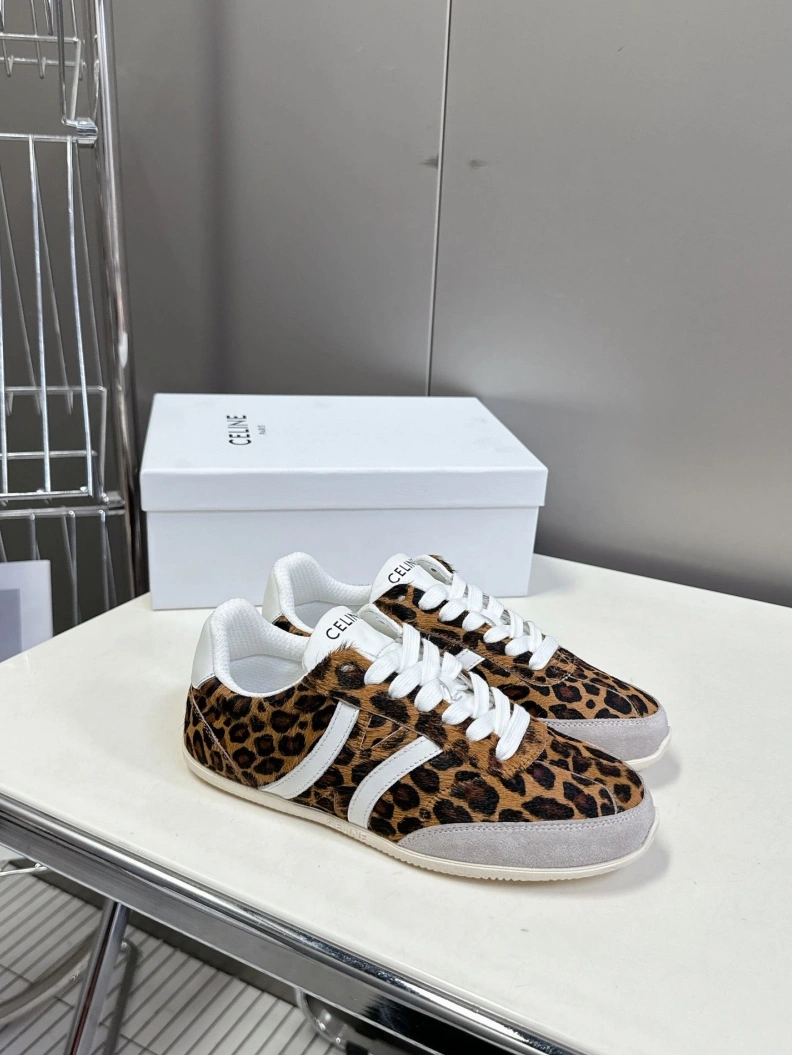 Stylish Cxlxne Casual Shoes 115810