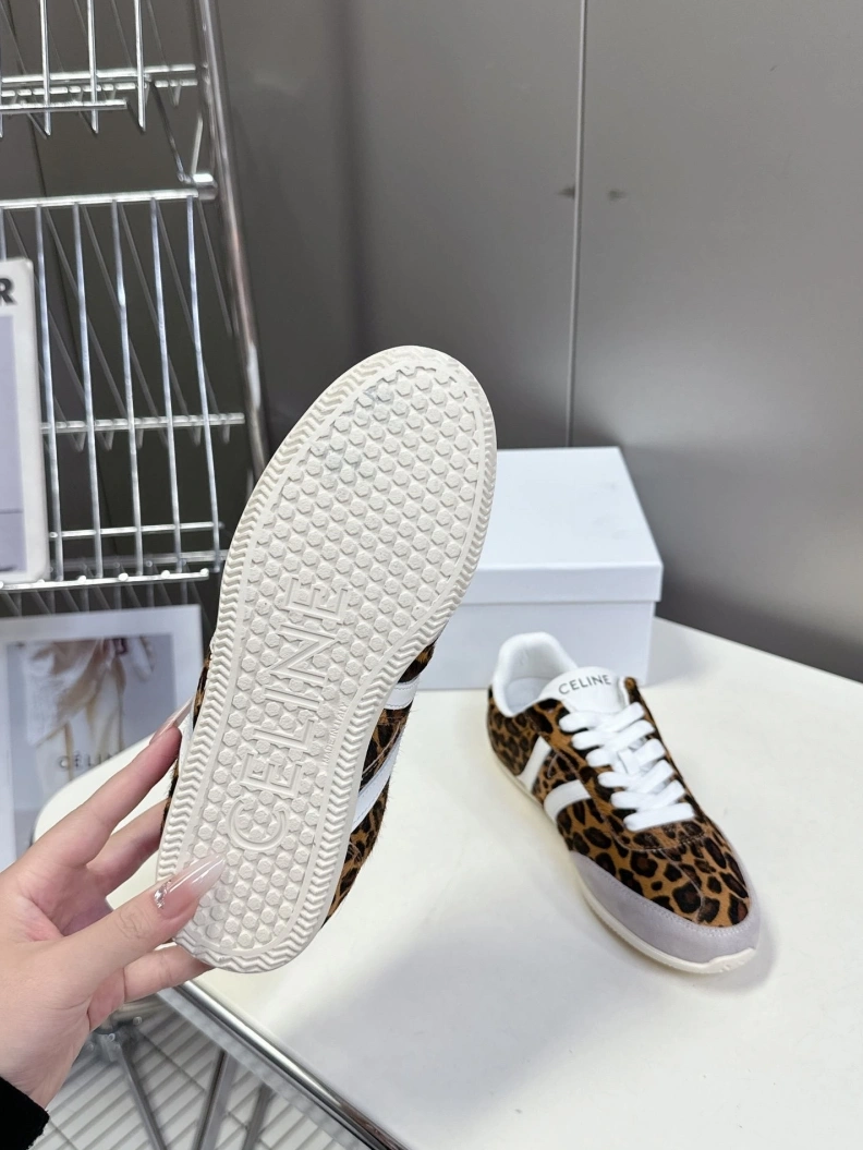 Stylish Cxlxne Casual Shoes 115810
