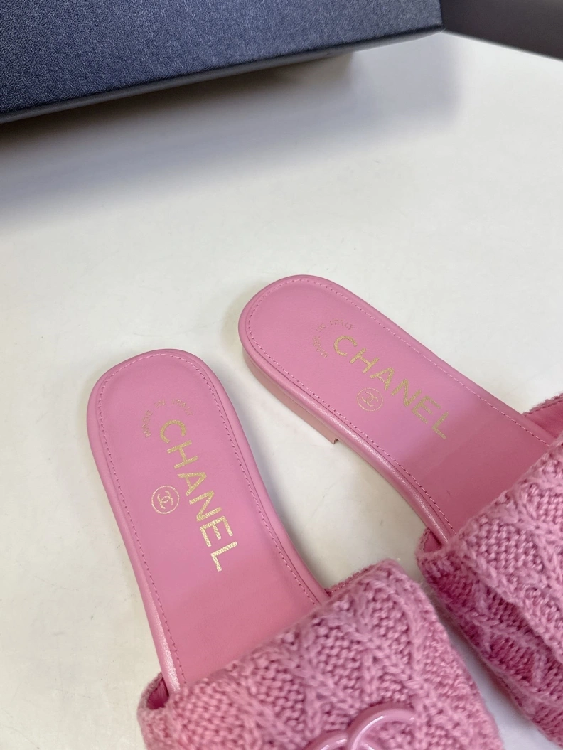 Chxnxl Slippers Timeless 117132
