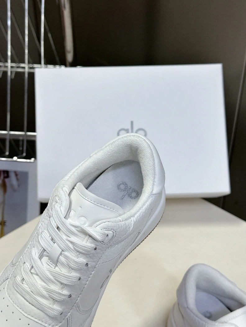 Minimalist Nxkx Sneakers 198536