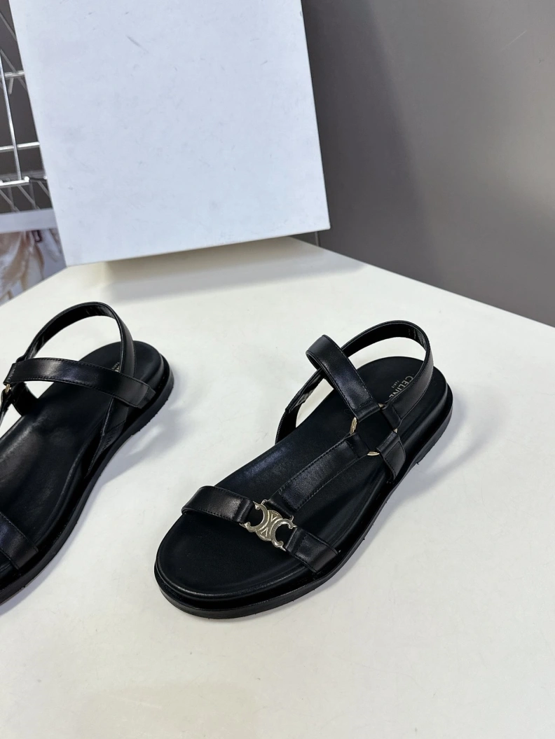 HighQuality Cxlxne Sandals 115757