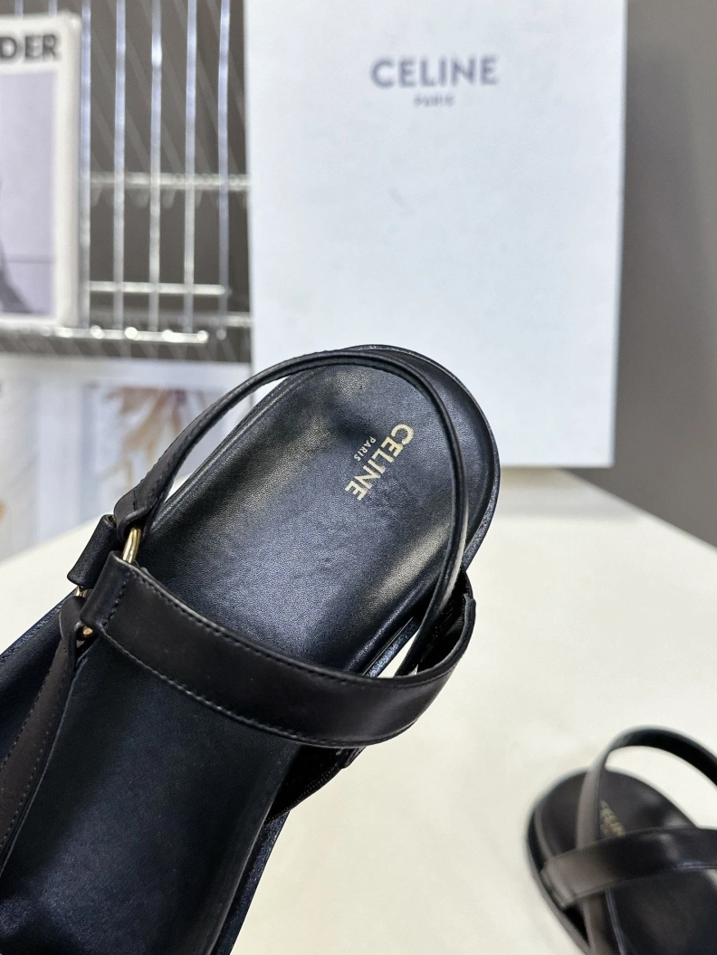 HighQuality Cxlxne Sandals 115757