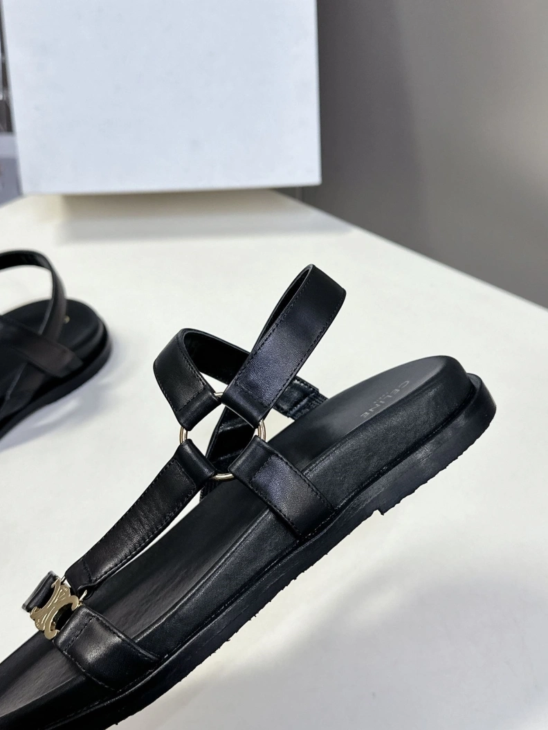 HighQuality Cxlxne Sandals 115757