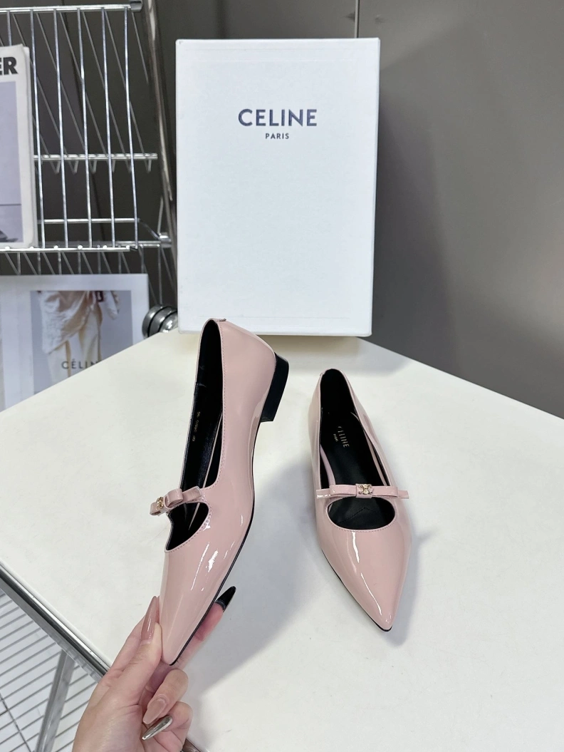 Unique Chxnxl Flat Shoes 117666