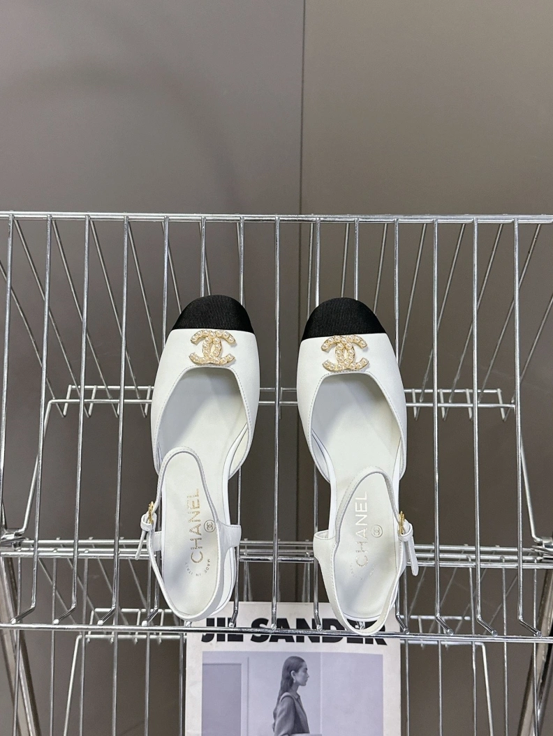 Soft Chxnxl Sandals 117539