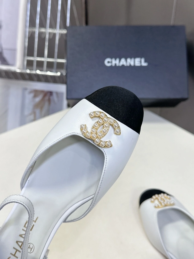 Soft Chxnxl Sandals 117539