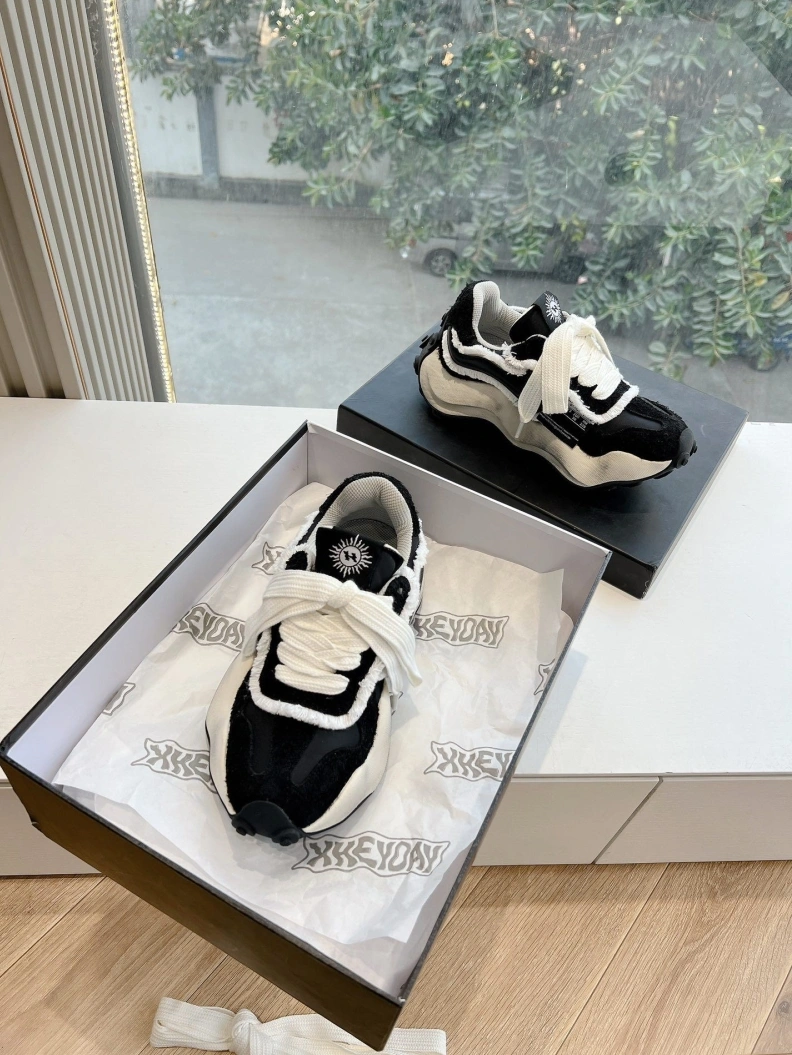 AllSeason Othxr Sneakers 208104