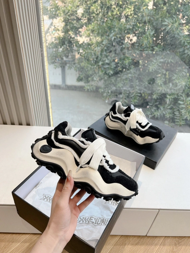 AllSeason Othxr Sneakers 208104
