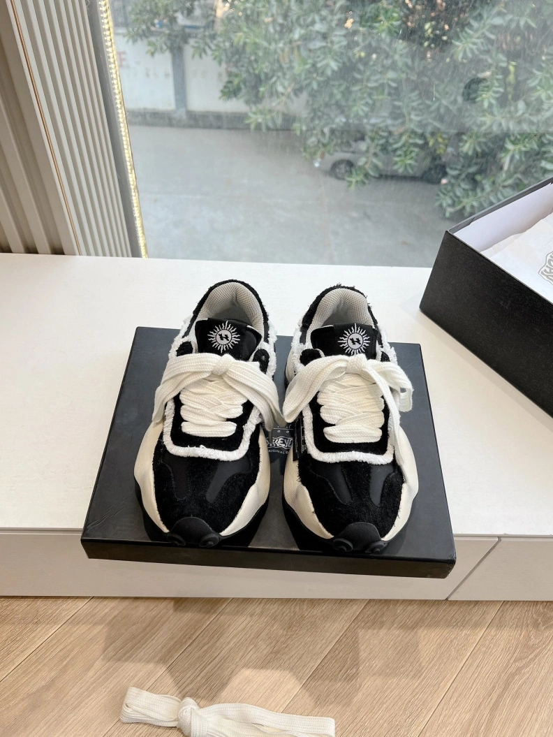 AllSeason Othxr Sneakers 208104
