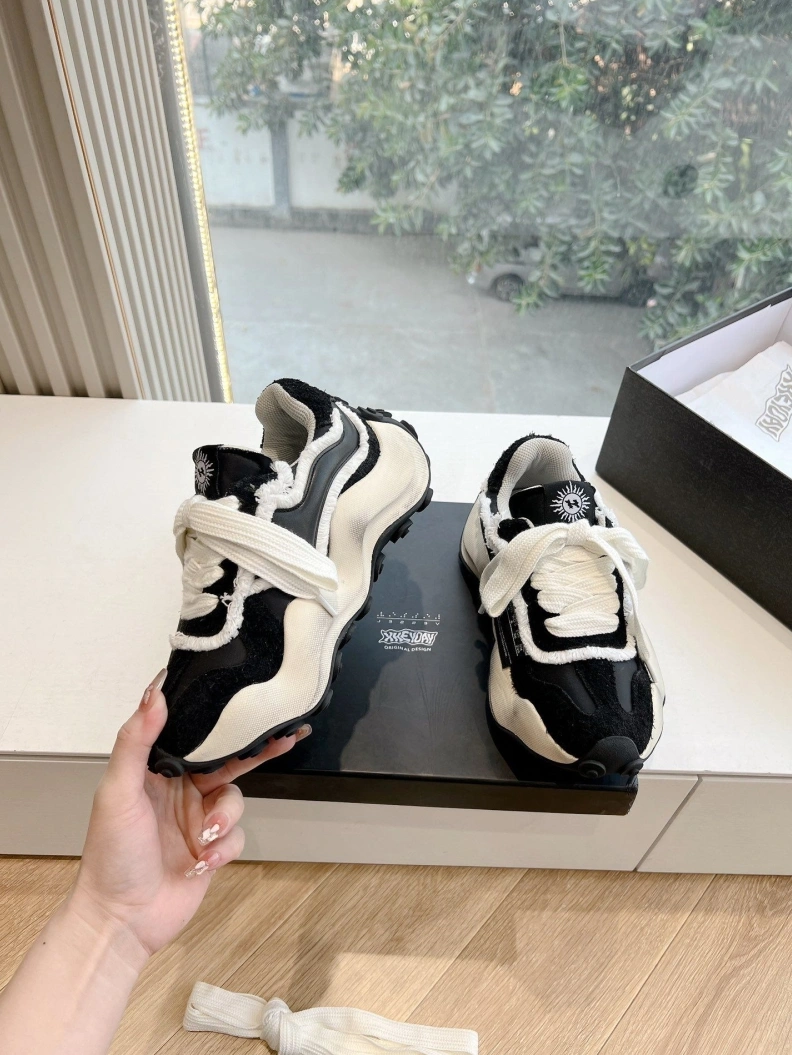 AllSeason Othxr Sneakers 208104