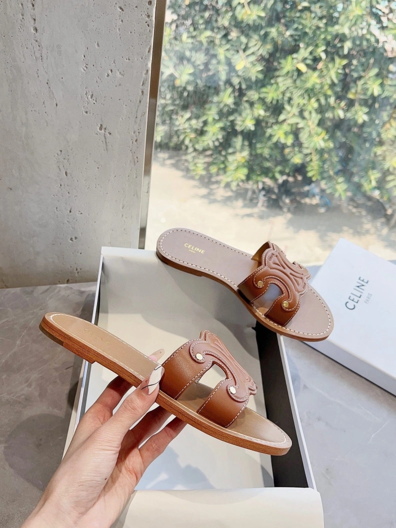 HighQuality Cxlxne Slippers 115697
