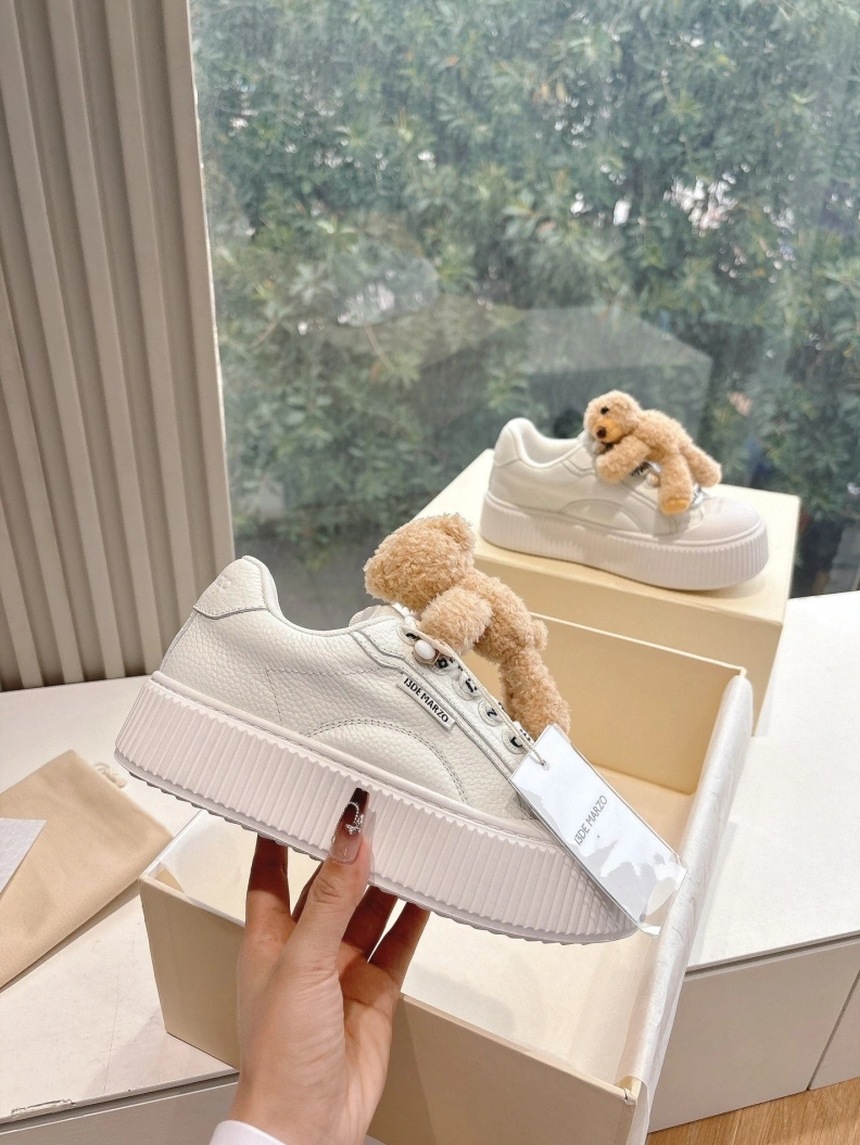 Durable Othxr Sneakers 208083