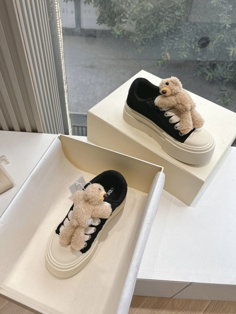 Bright Othxr Sneakers 208089